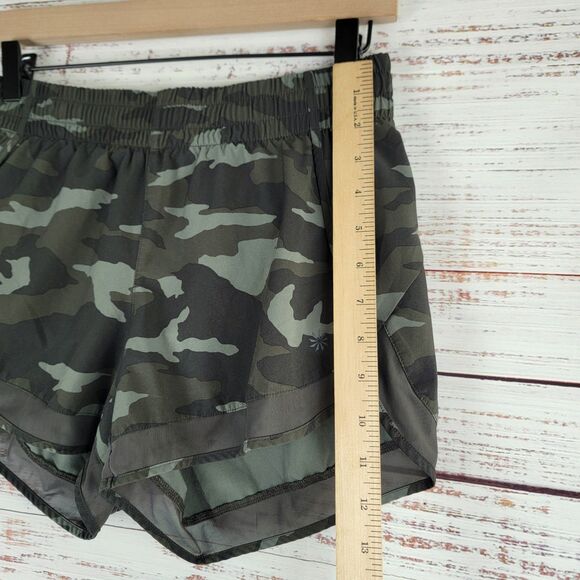 Athleta Printed Mesh Racer Run Shorts 4" Green Camo Athletic Running Womens Sz S - Picture 2 of 12